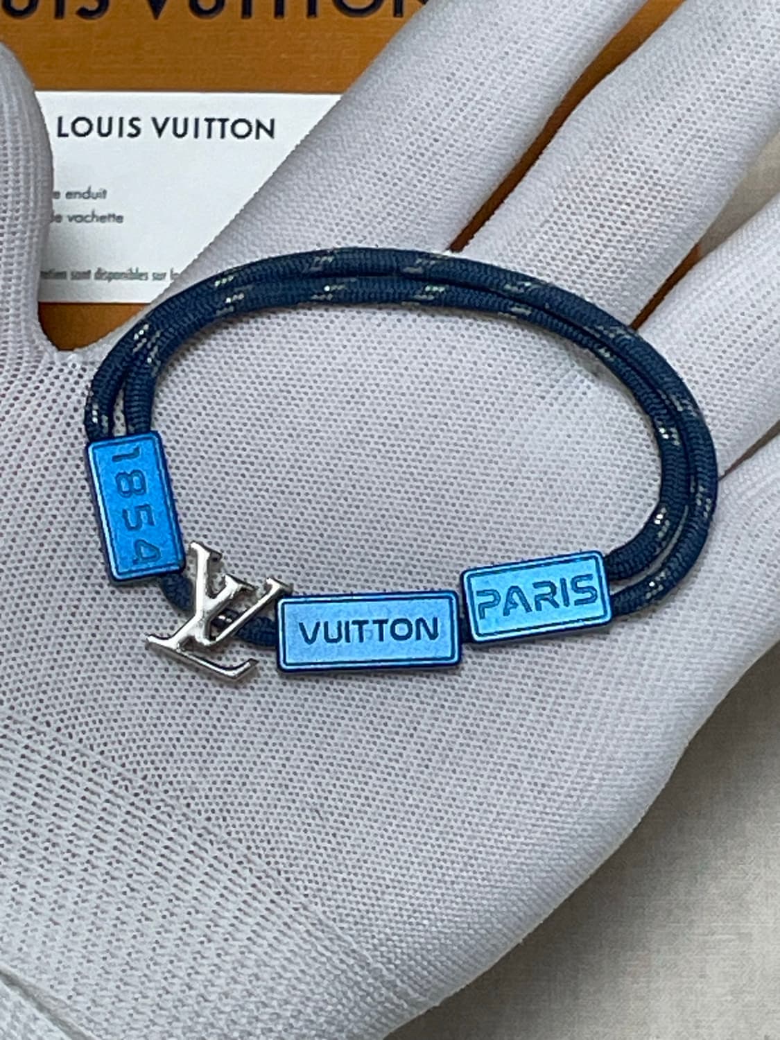 루이비통 LV 로고 나일론 세틀라이트 팔찌 [os] 상품이미지4