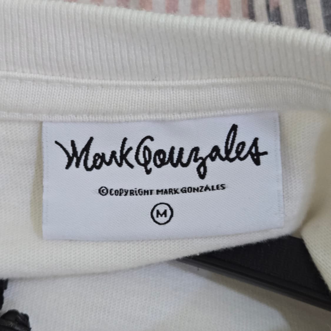 마크 곤잘레스 백그래픽 롱슬리브 티셔츠 상품이미지4