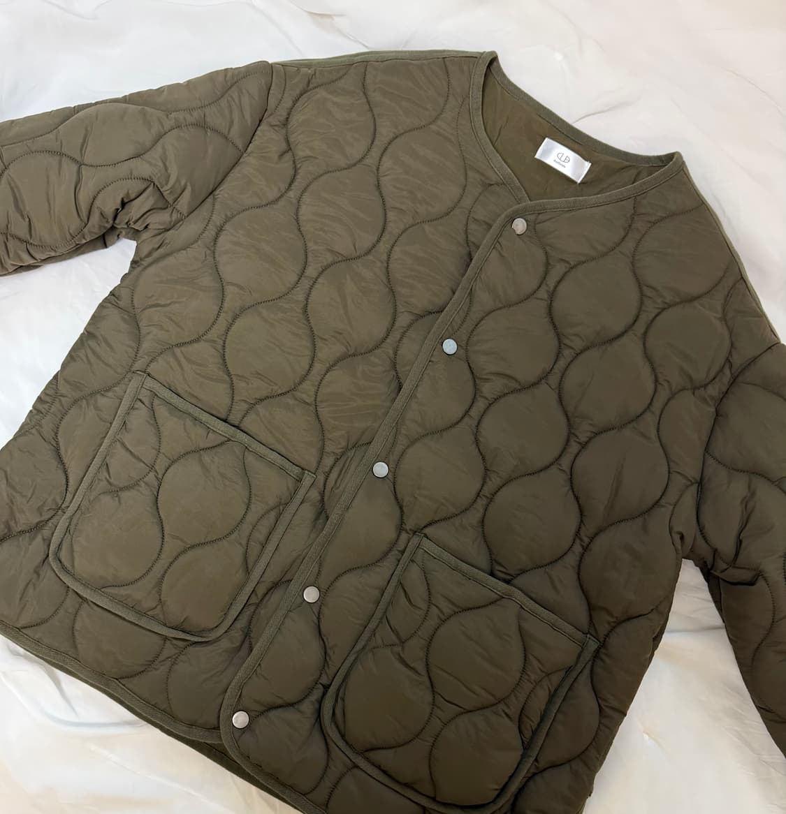 [미 시착 새 상품] 돈비레잇 퀼팅 자켓 카키 상품이미지2