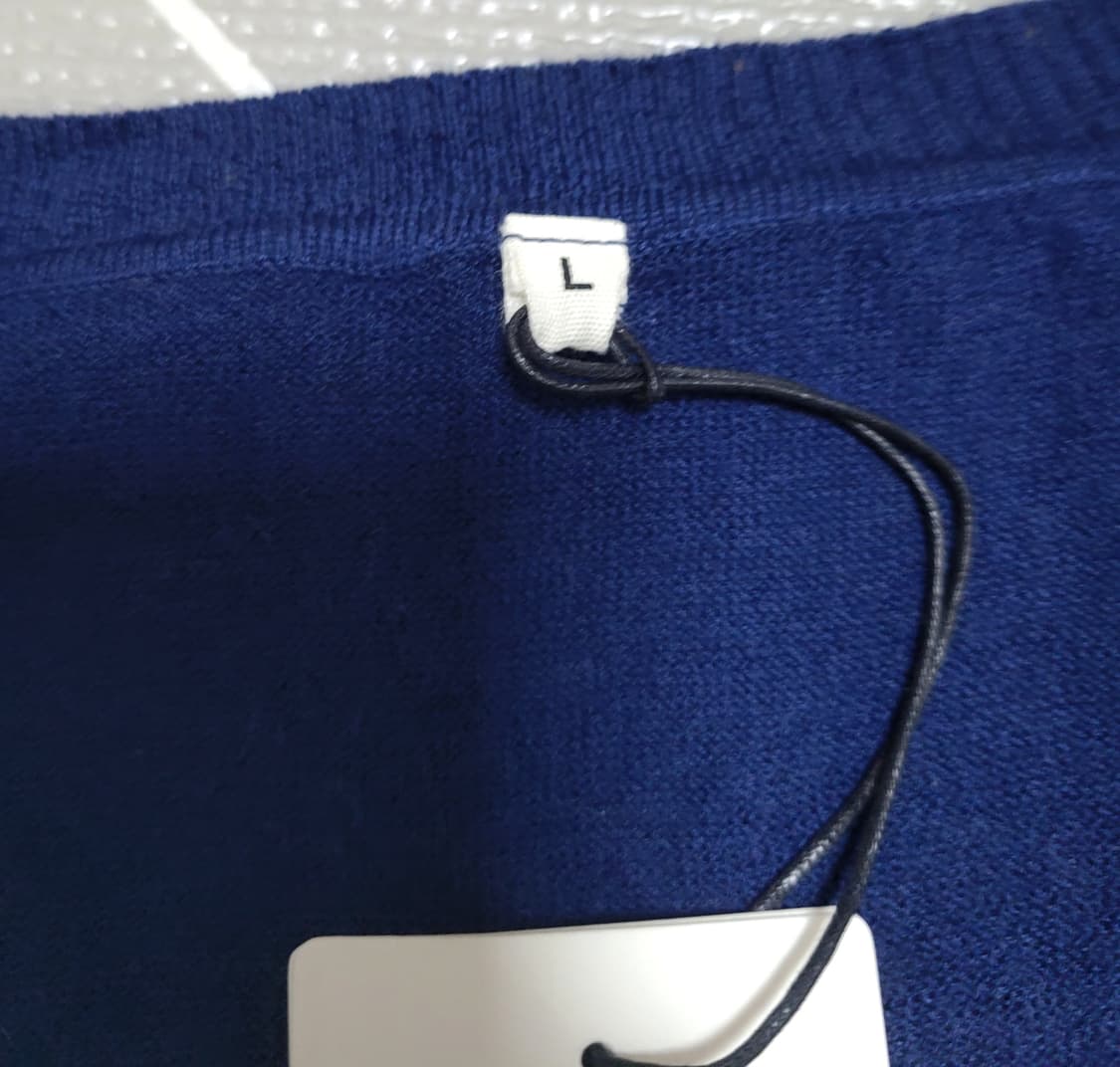 새상품) 무인양품 무지 라보 캐시미어 브이넥 니트 스웨터 L 상품이미지6