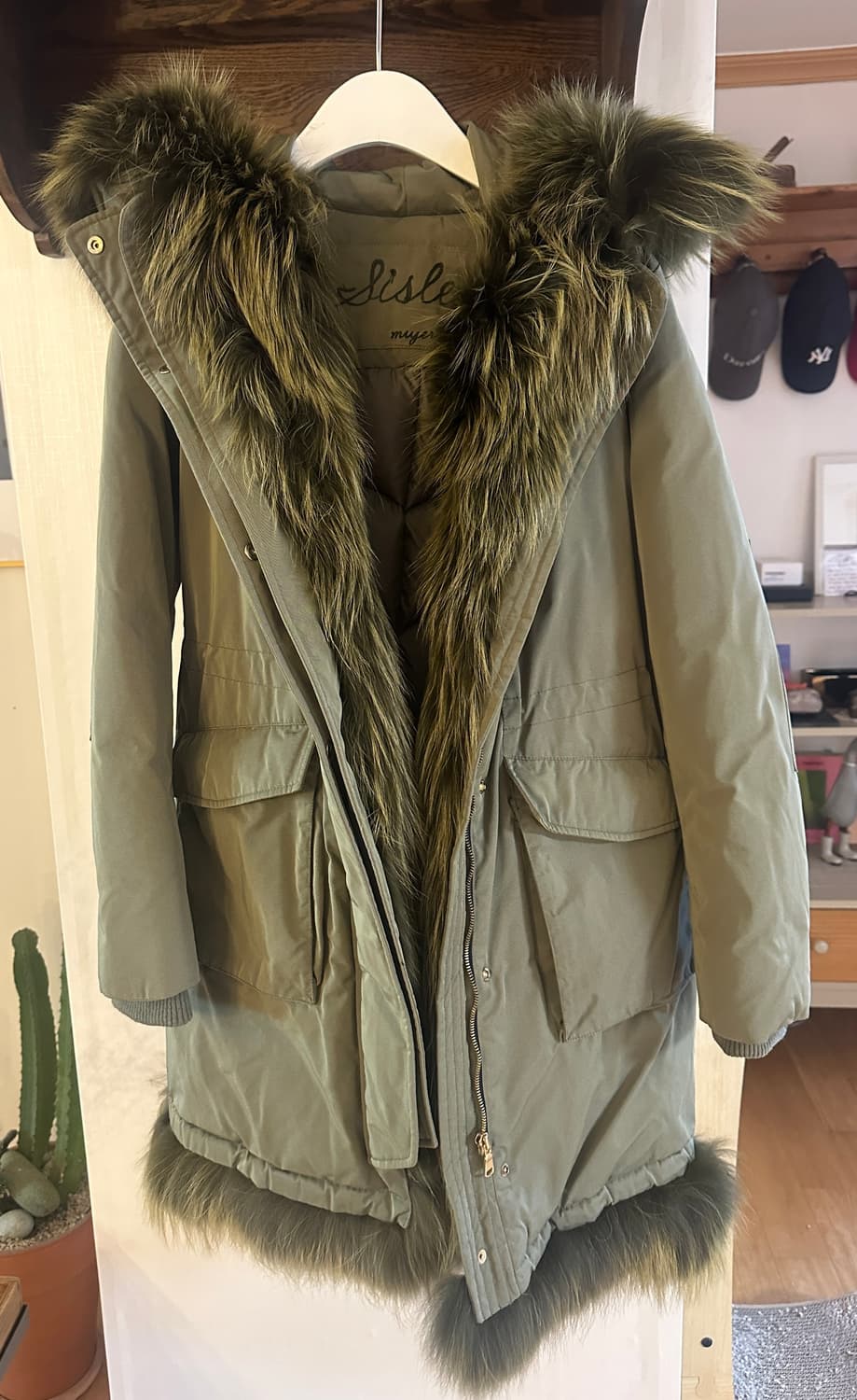 Sisley 폭스 퍼 다운 점퍼 (55) 상품이미지1