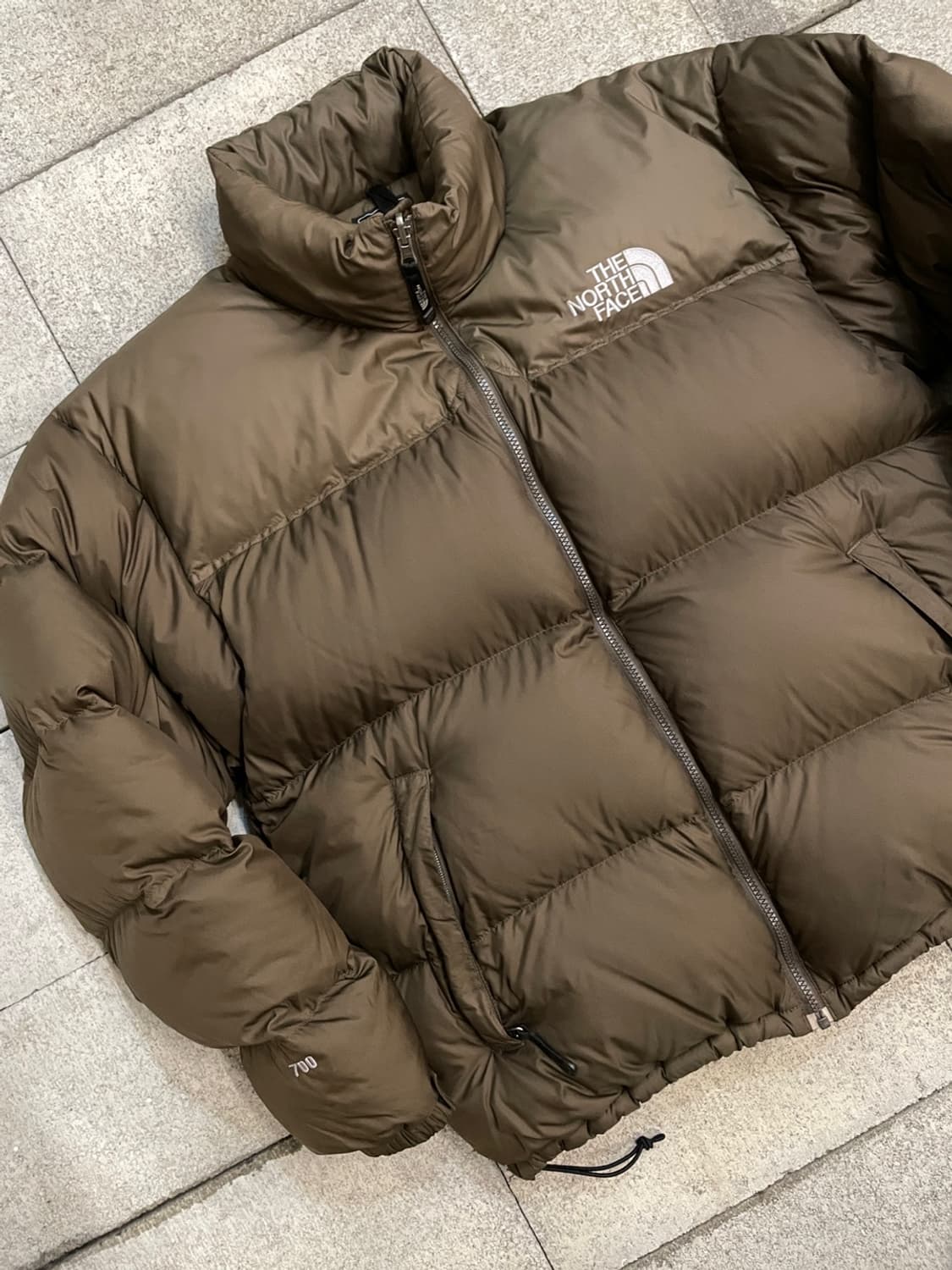 노스페이스 구형 브라운 센터 로고 패딩 상품이미지3