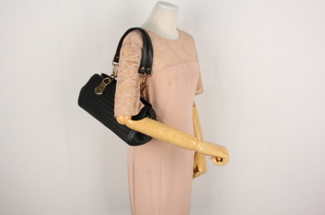 앤클라인 숄더백 상품이미지10