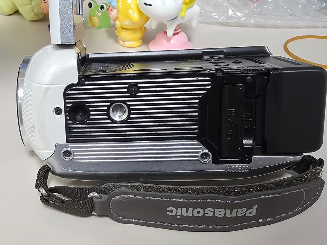 파나소닉 HC-V300M 빈티지 디지털캠코더 상품이미지4
