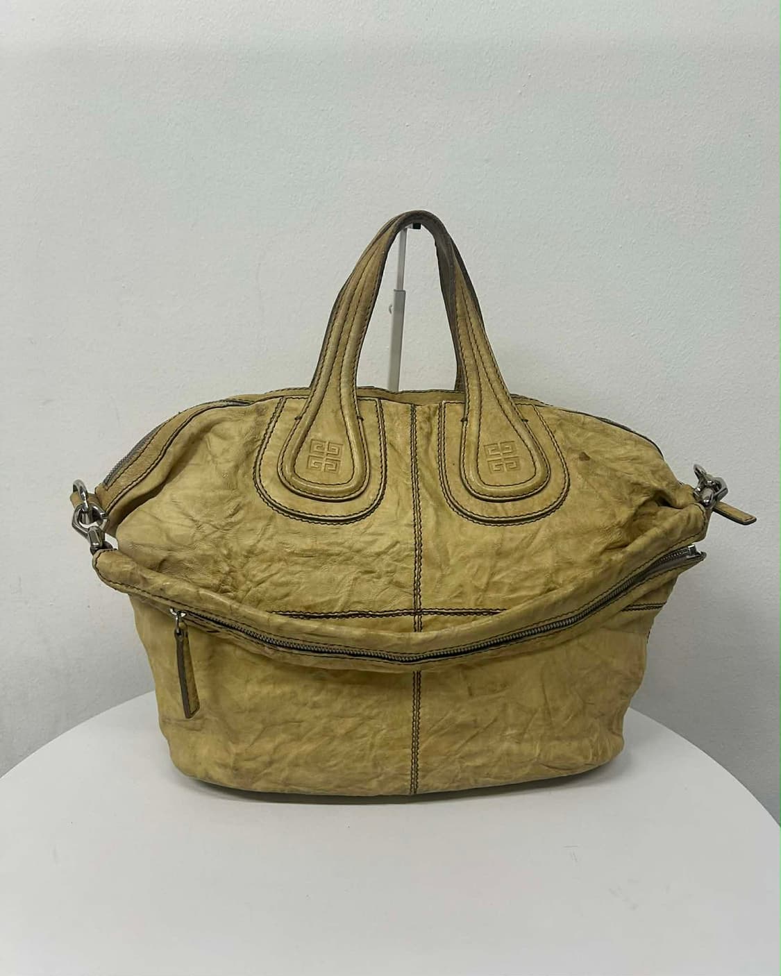 지방시 나이팅게일 디스트레스트 레더 빈티지 토트백 숄더백 상품이미지1