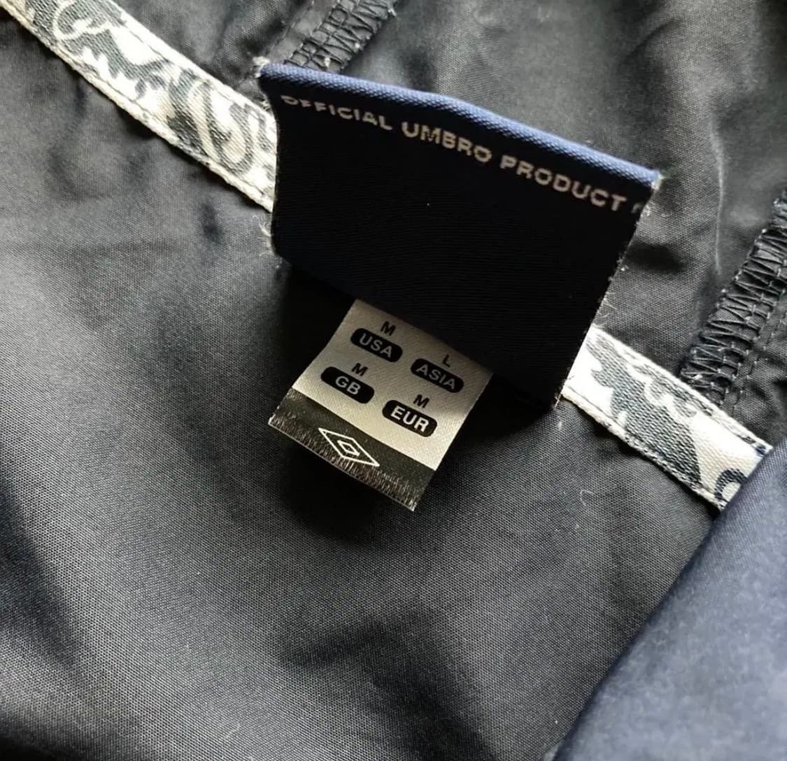 엄브로 잉글랜드 바람막이 상품이미지9