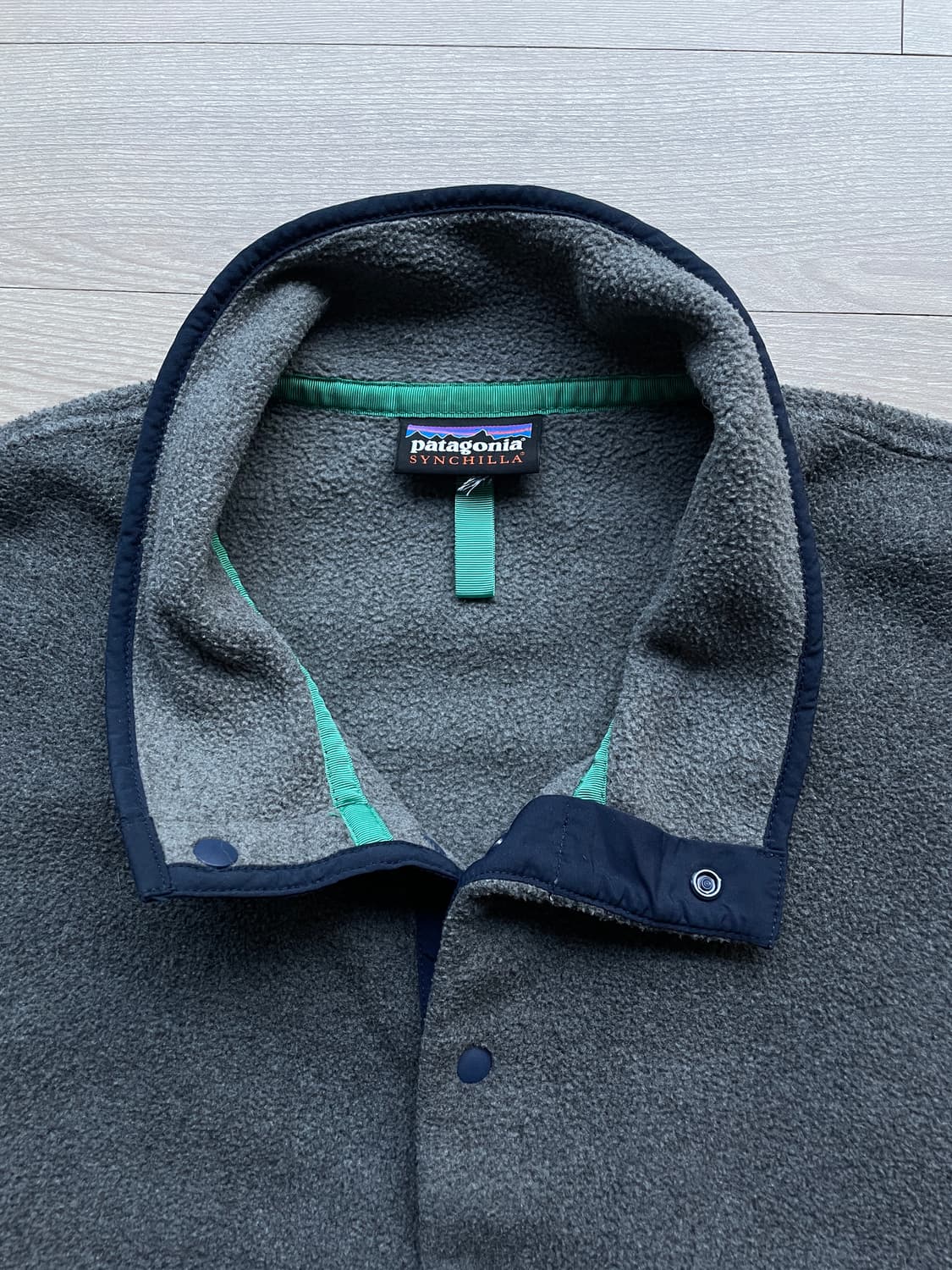 파타고니아 신칠라 니켈 네이비 그레이 플리스 patagonia 상품이미지3