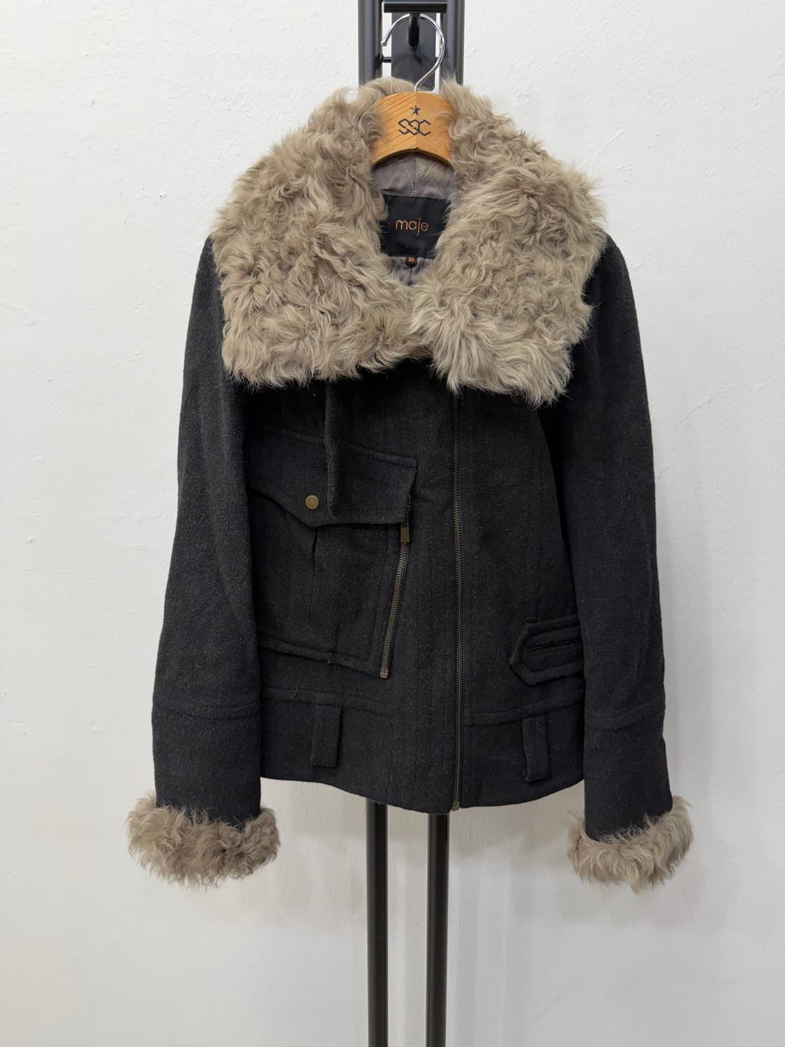 정품) maje 마쥬 블랙 퍼 카라 숏코트 36 상품이미지1