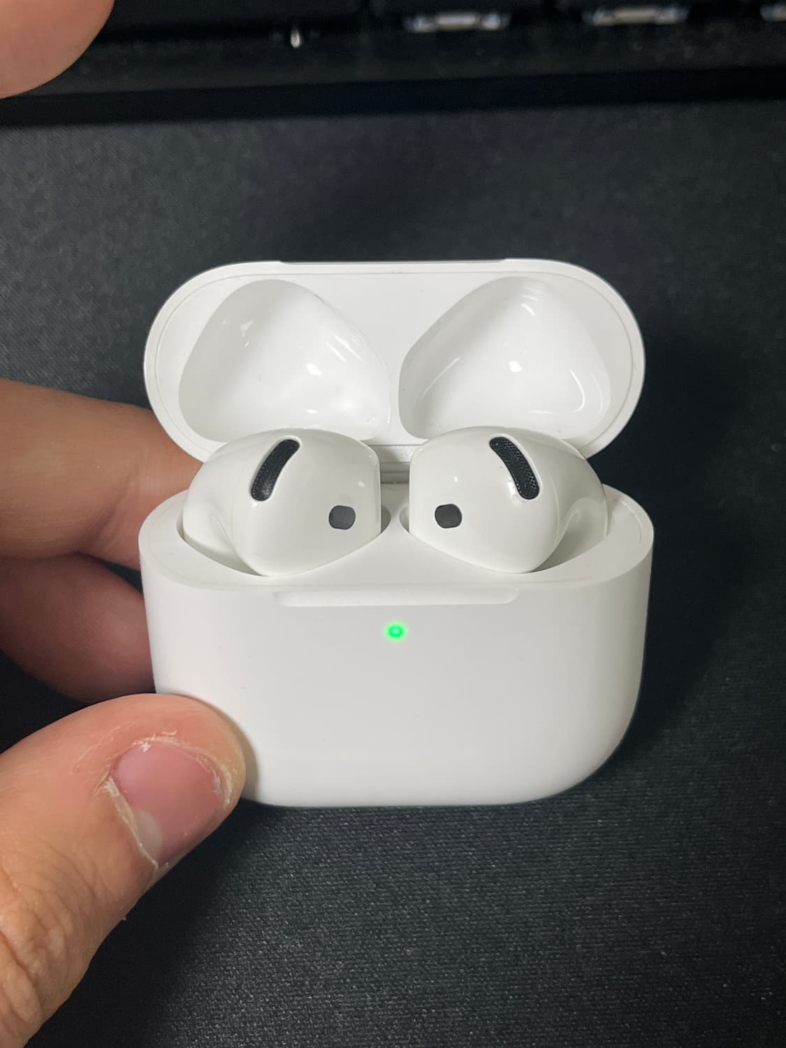 에어팟4세대 S급 풀박스 상품이미지3