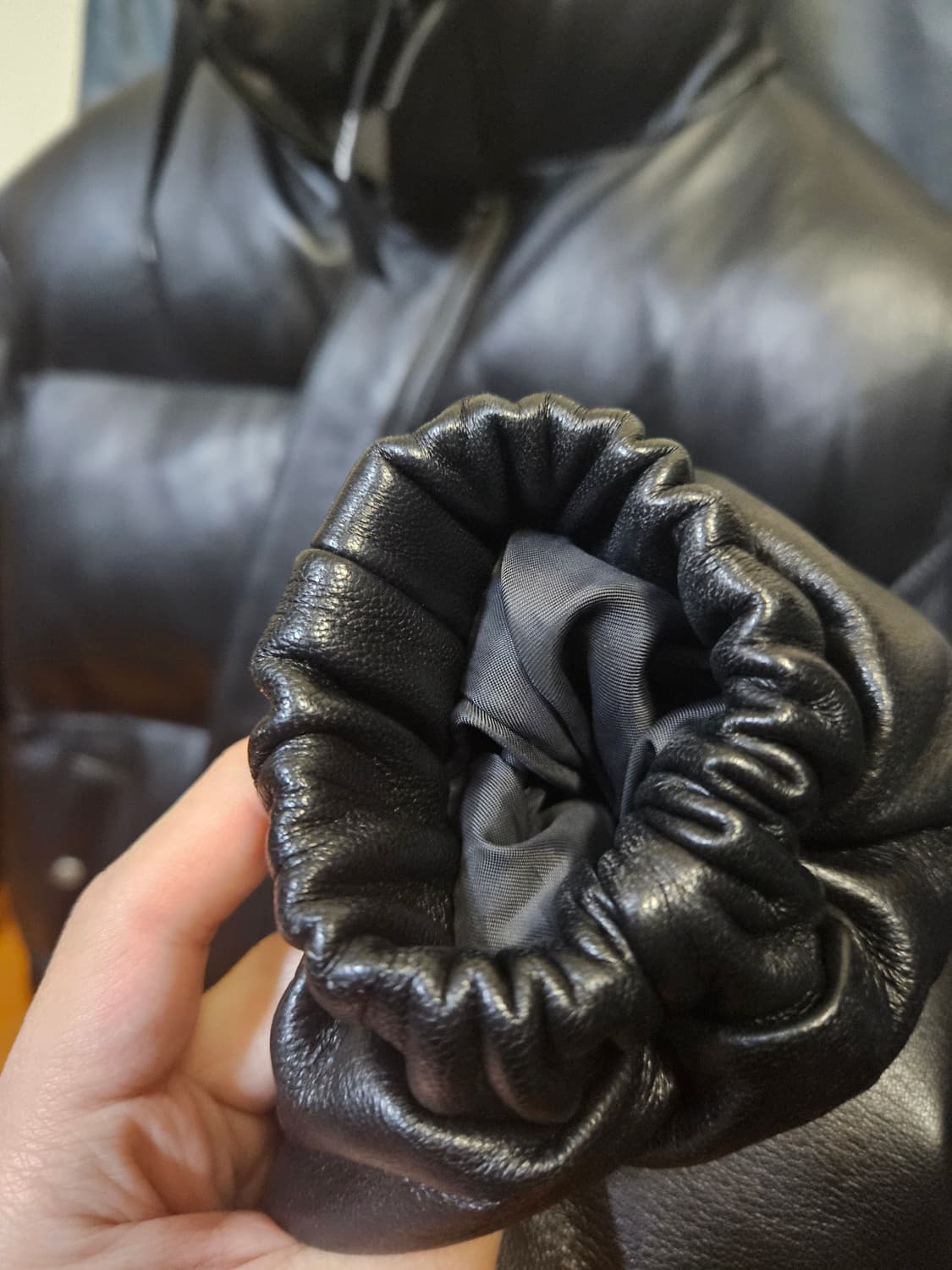 XL) 디아프바인 DV.LOT 696 램스킨 아머 덕다운 패딩 양가죽 상품이미지4