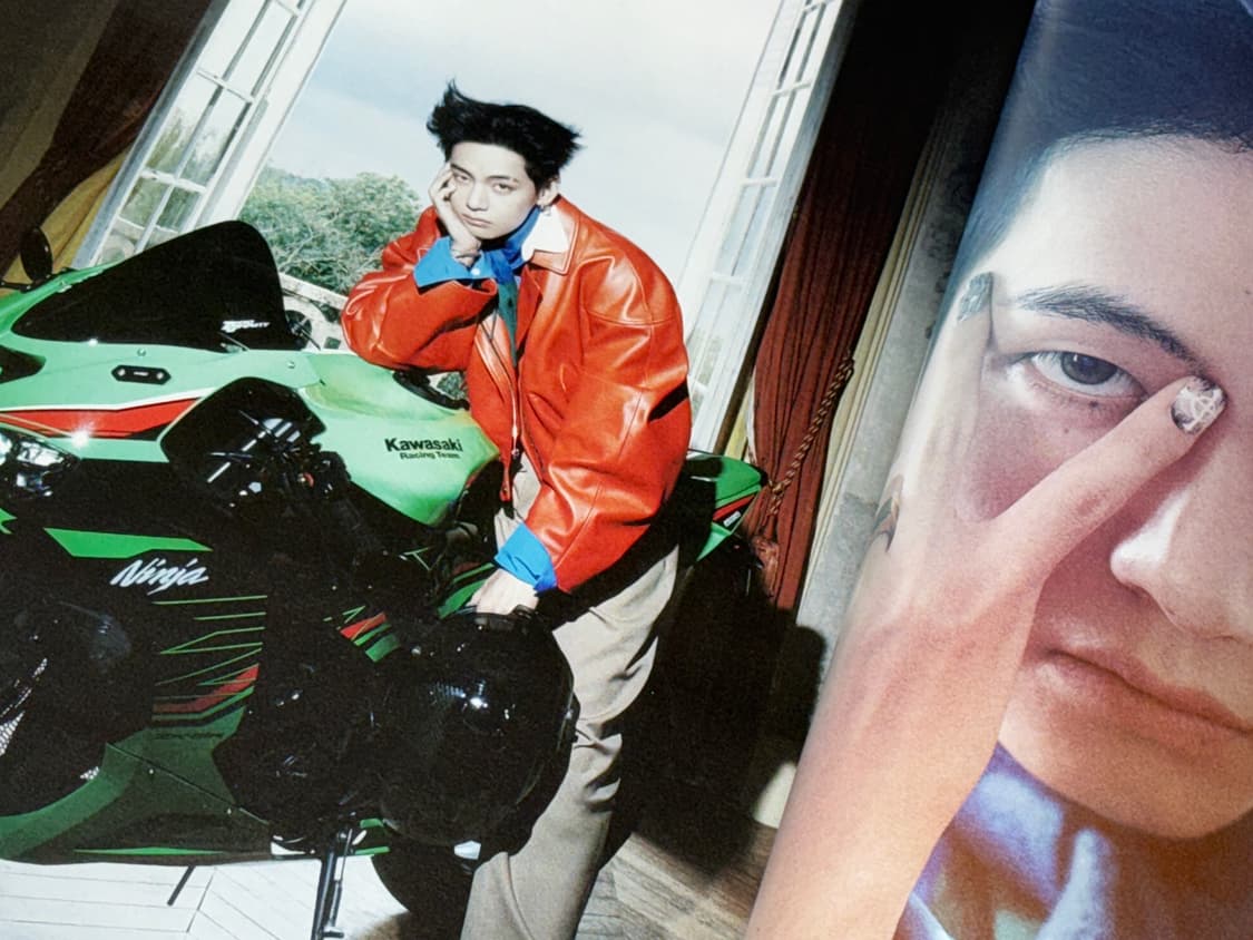 신품 / W Korea BTS V 더블유매거진 뷔  상품이미지6