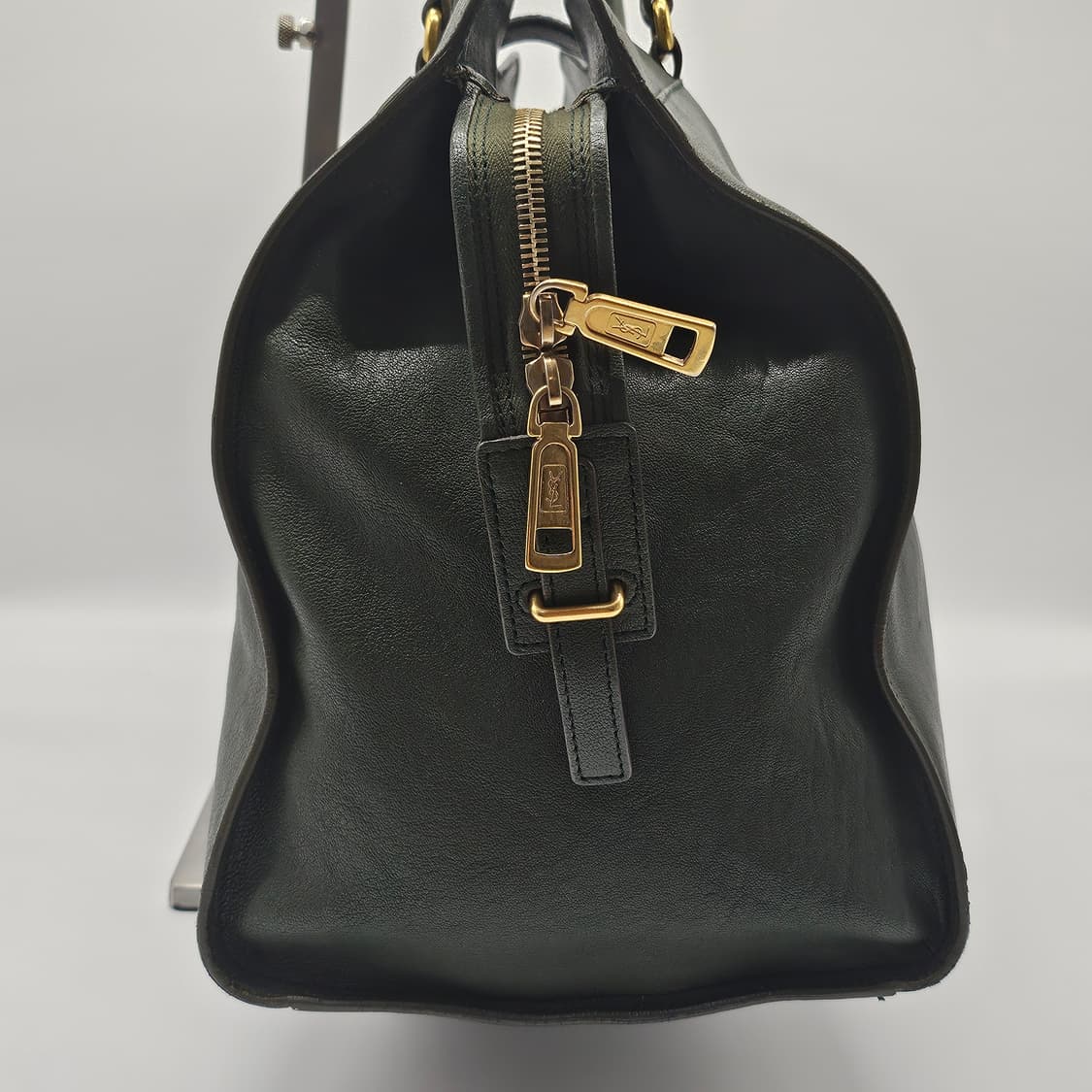 정품 입생로랑 카바시크 토트백 (다크그린) 상품이미지4