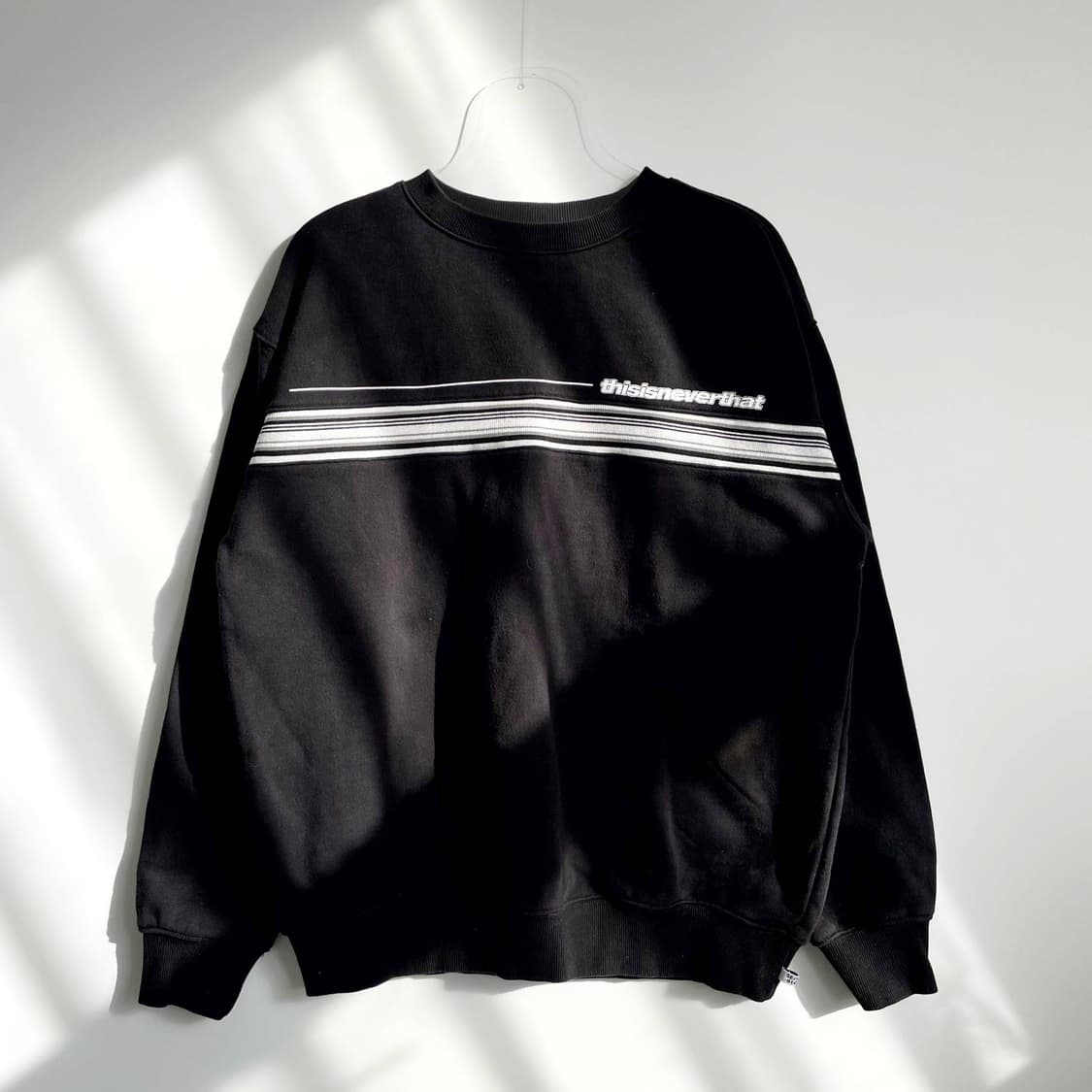 F1 디스이즈네버댓 기모 맨투맨 M사이즈 상품이미지1