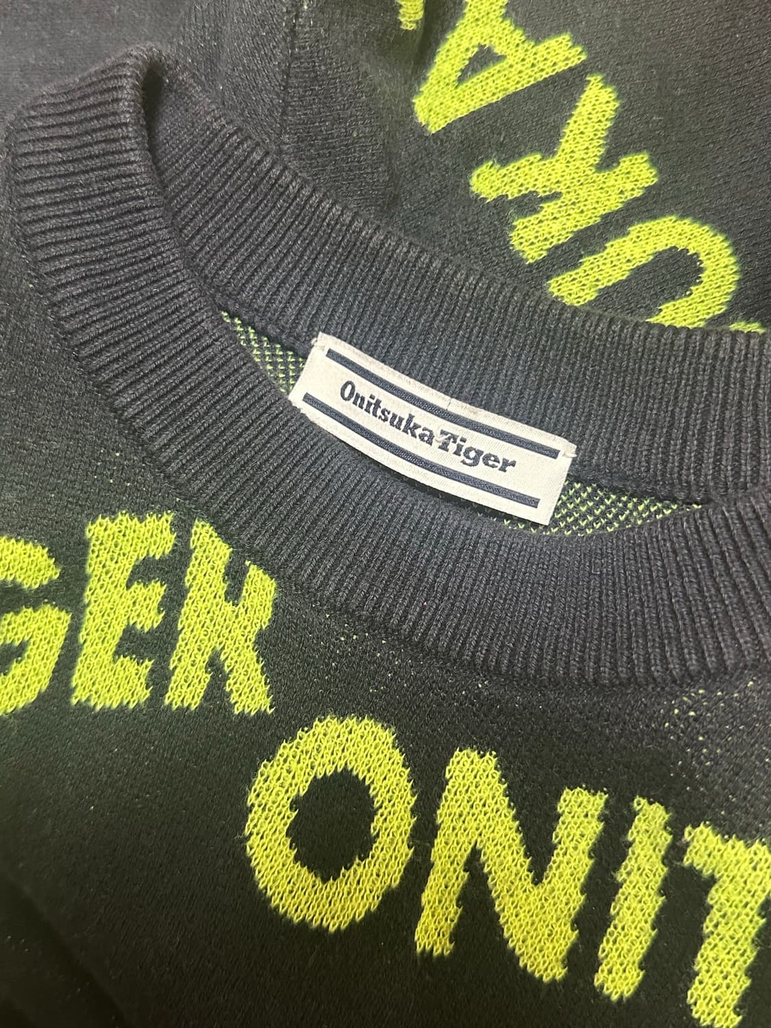 오니츠카타이거 스웨터 티 상품이미지3