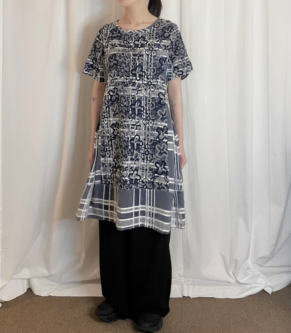 Sheer Flower Check Dress - Navy 상품이미지3