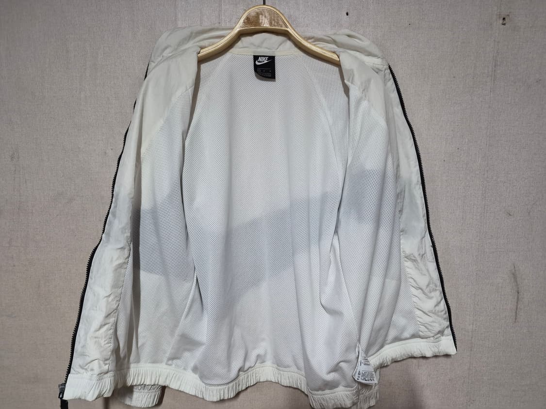 나이키 빅시우스 바람막이 M 상품이미지4