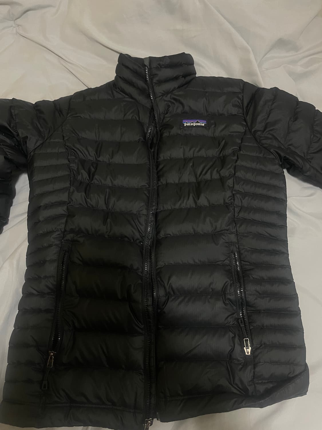 파타고니아 여성 경량 패딩 검정 블랙  상품이미지1