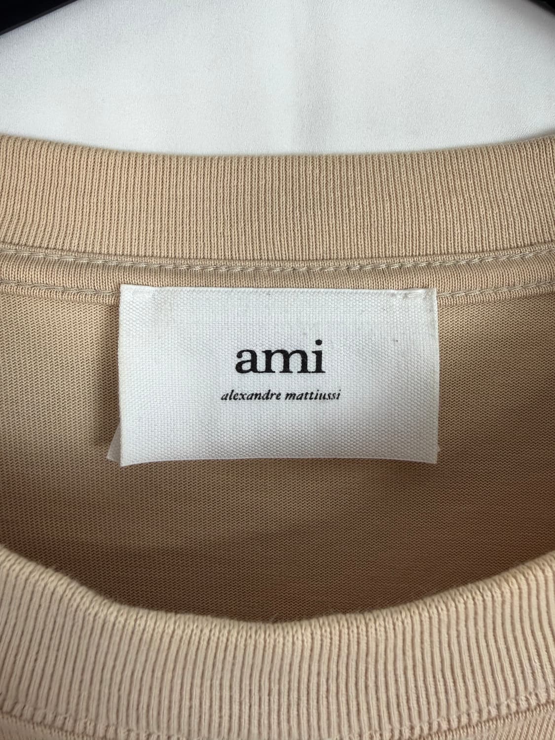 a355) 아미 AMI 하트로고 반팔티셔츠 상품이미지3