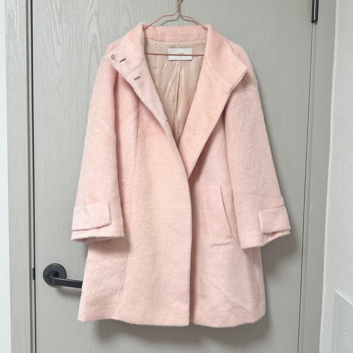 지고트 딸기우유 핑크 알파카 코트 상품이미지1