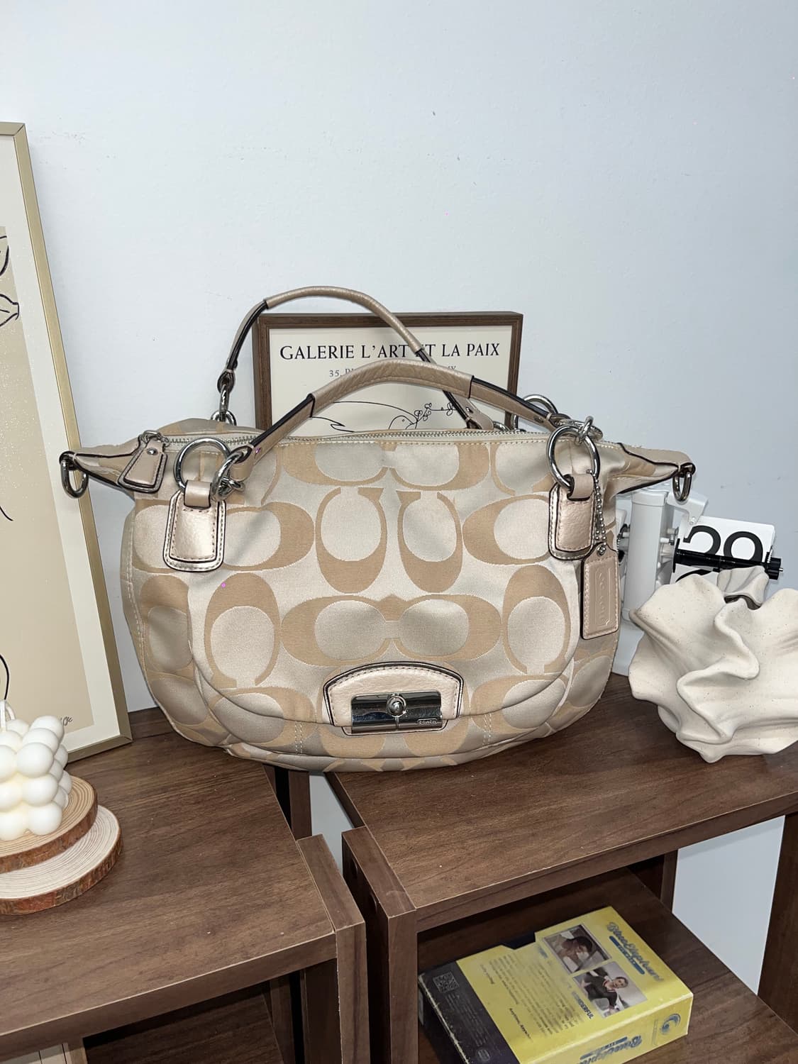 Coach White Shoulder bag 상품이미지1