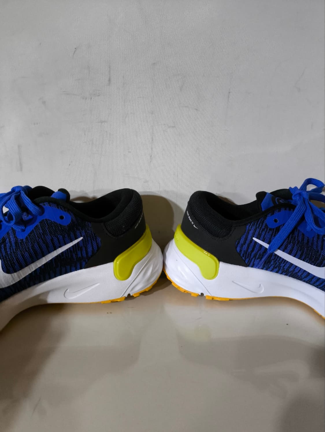 255mm 나이키 리뉴 런 4 레이서 런닝화  상품이미지7