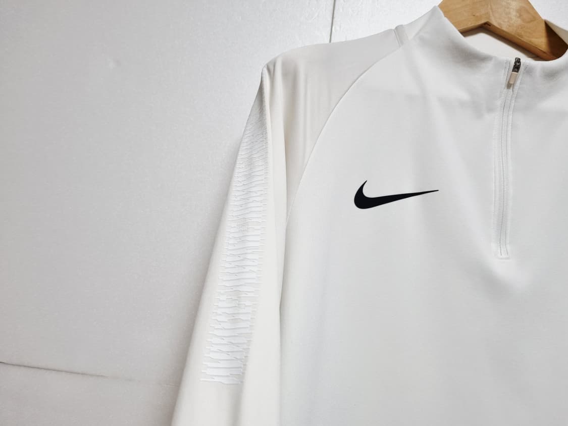 남성 나이키 빅스우시 기모 드릴탑 축구복 트레이닝복 상품이미지4