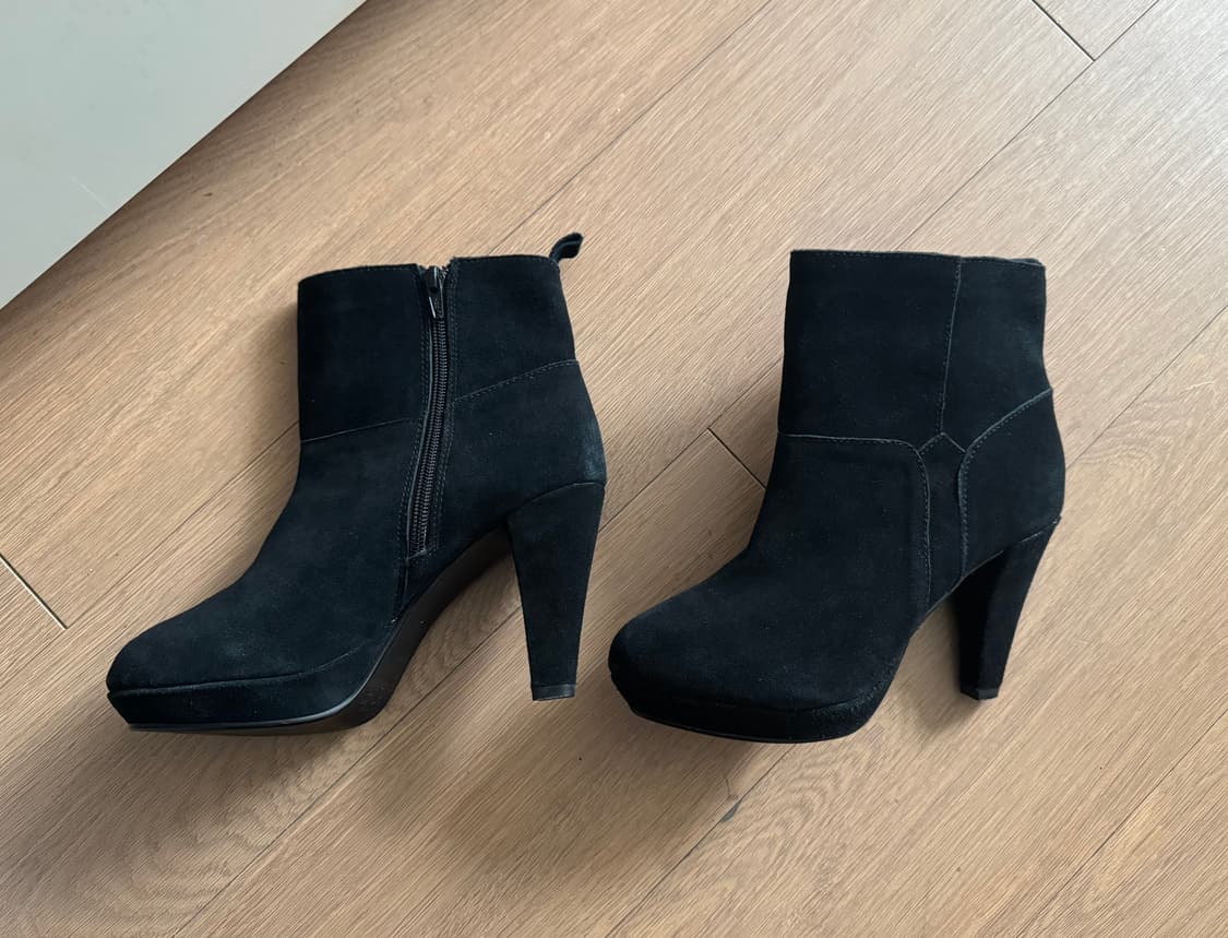 H&M 블랙부츠 앵클부츠 앵클부티 250 / 39 미착용 상품이미지3