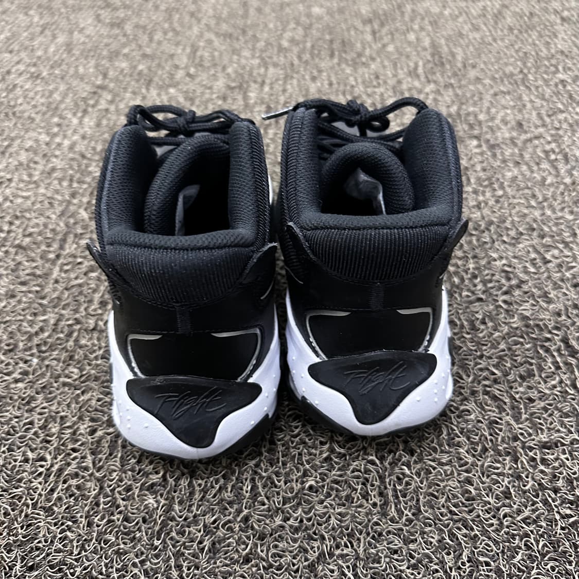 NIKE 나이키 조던 맥스 아우라4 블랙 235 상품이미지4