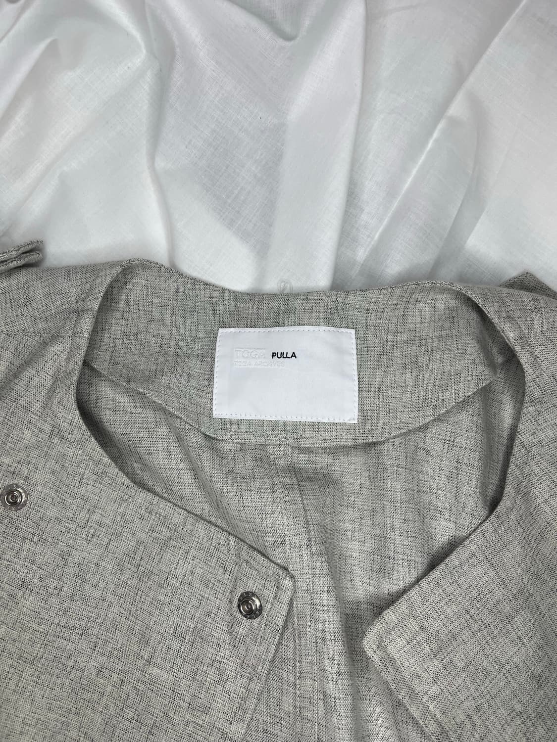 토가 풀라 컷아웃 레이어드 롱 재킷 상품이미지5