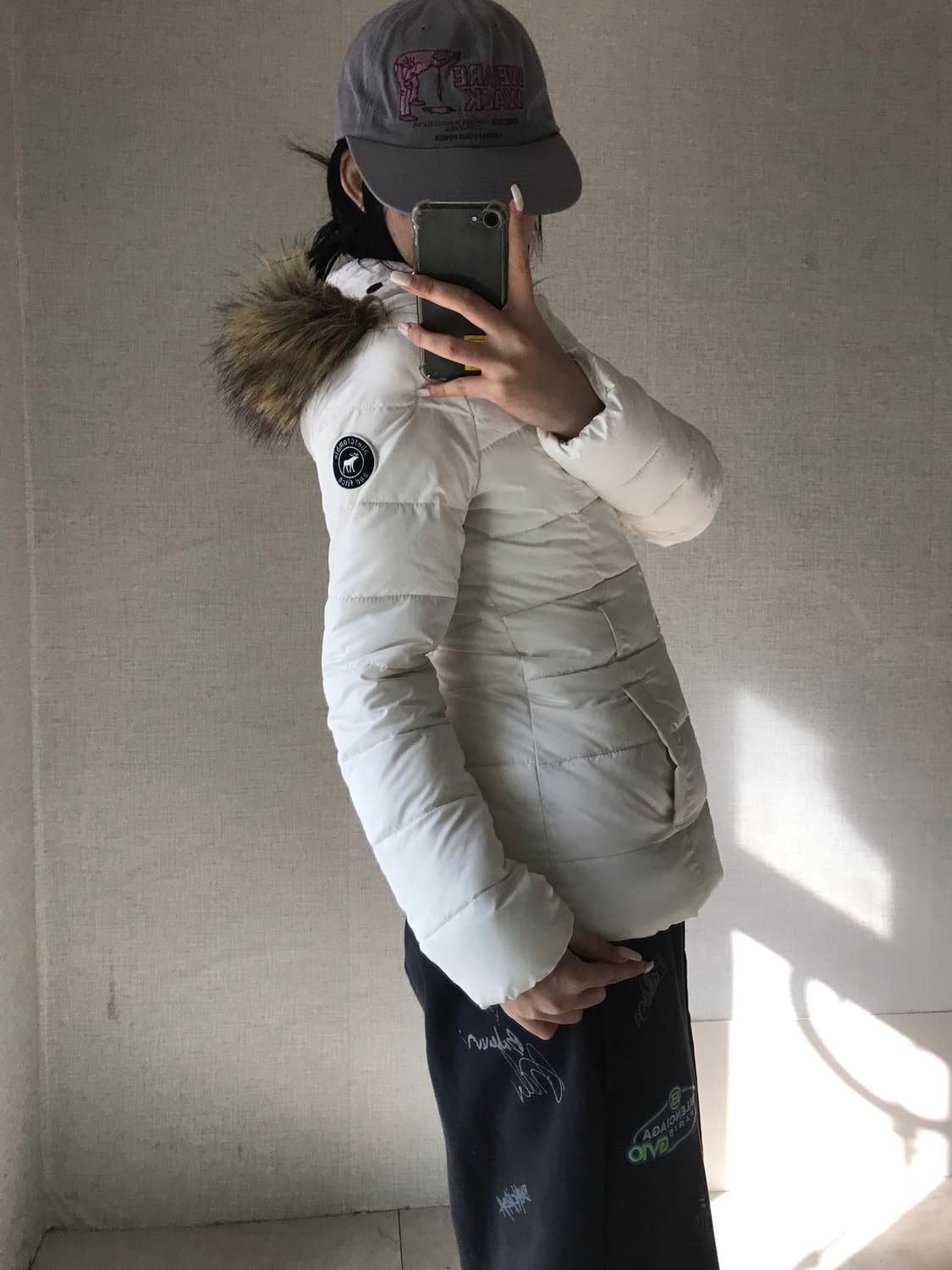 아베크롬비 화이트 울프죠 패딩 상품이미지3