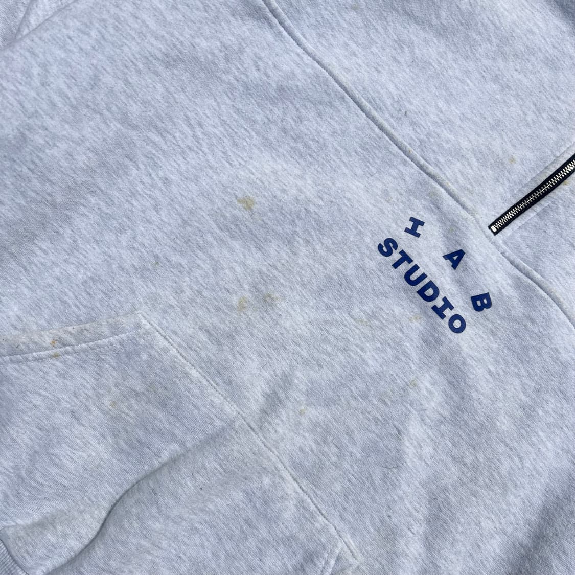 아이앱 스튜디오(I.A.B Studio) 반집업 맨투맨 상품이미지4