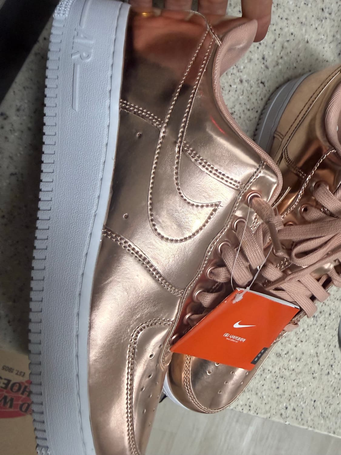 나이키 포스1 브론즈&골드로즈 285판매 상품이미지6