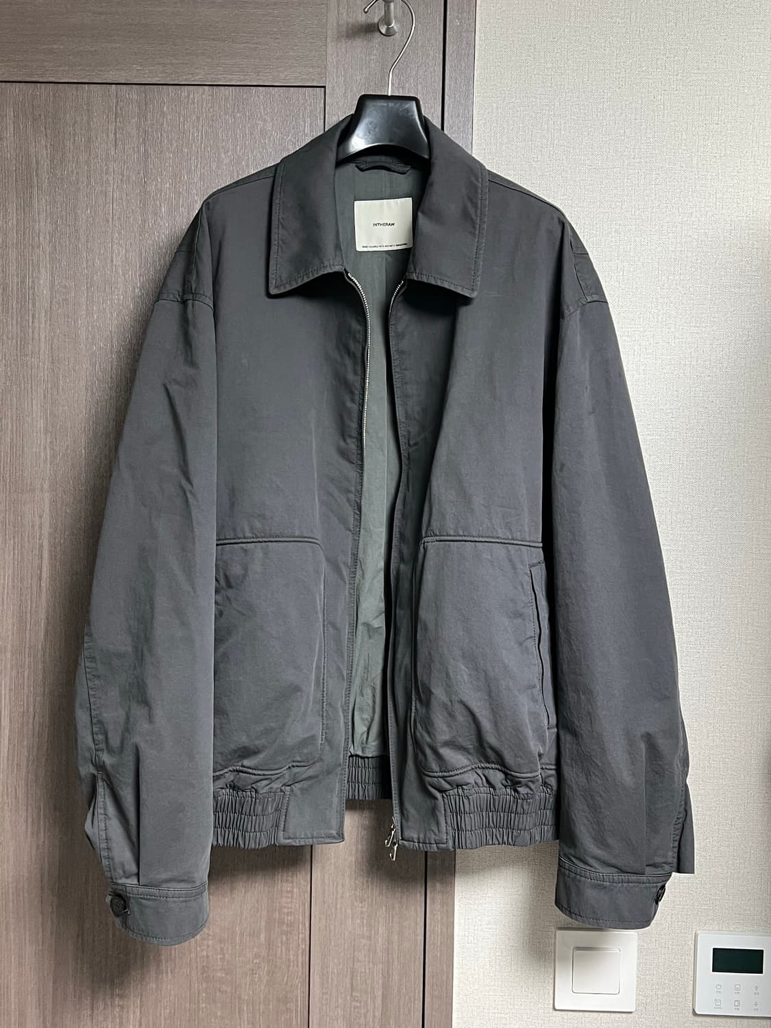 (급처) 26ss 인더로우 드리즐러자켓 그라파이트 3 상품이미지3