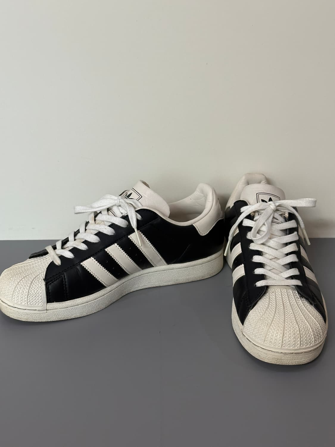 아디다스 슈퍼스타82 검흰 운동화 상품이미지2