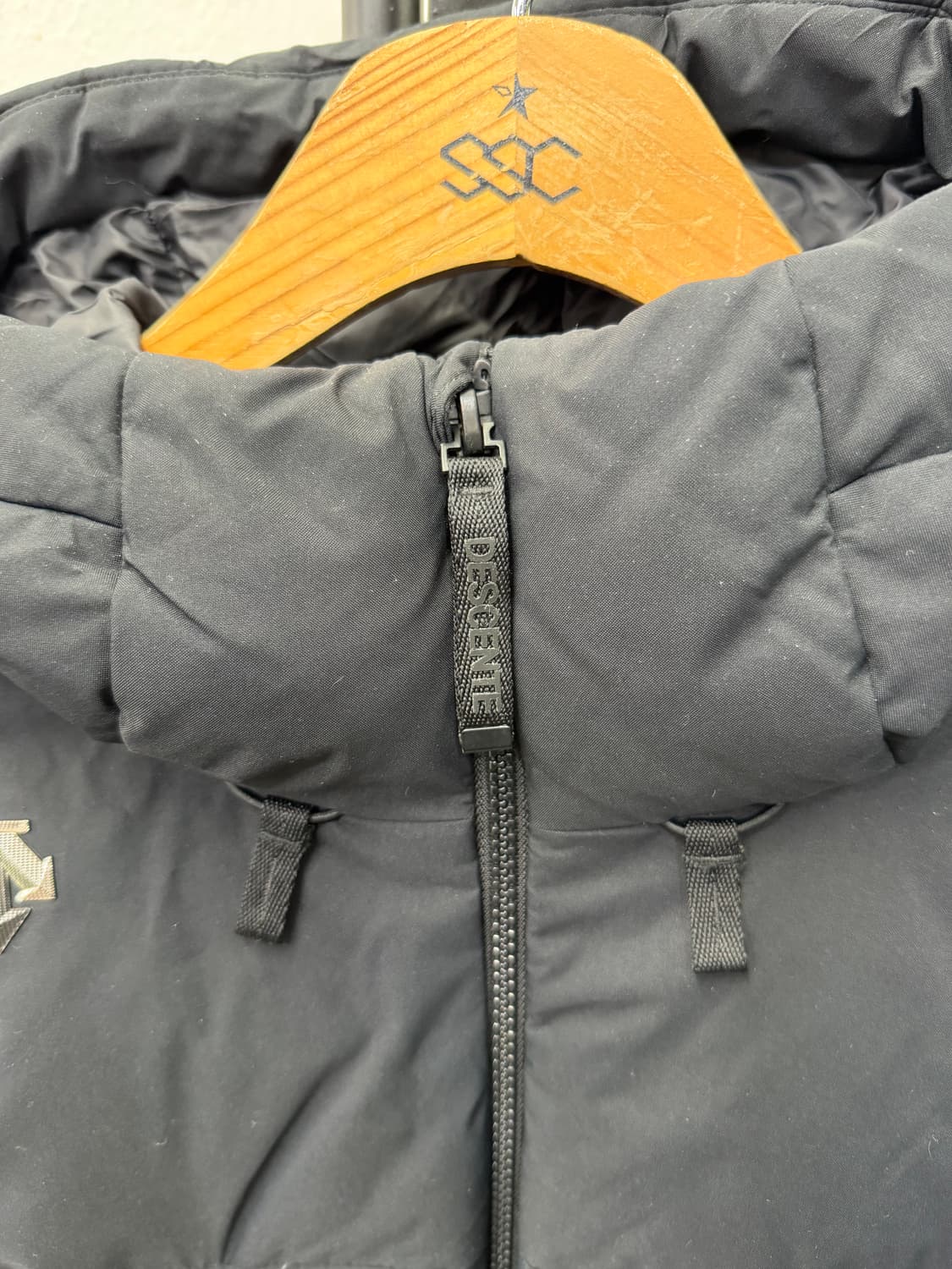 정품) 데상트 여성 패딩 M 상품이미지5