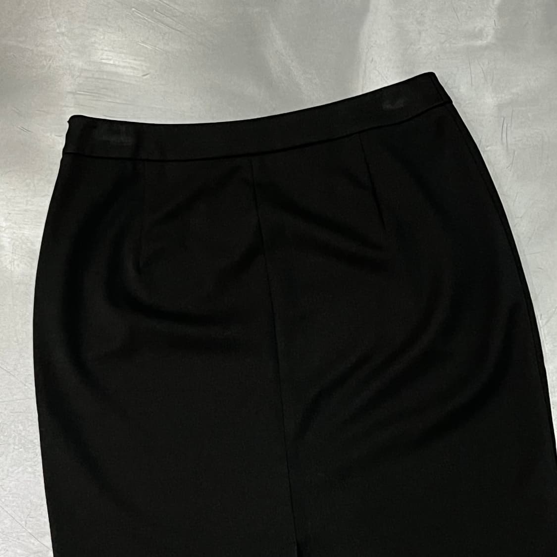  막스마라 블랙 미디 스커트 y16141 상품이미지4