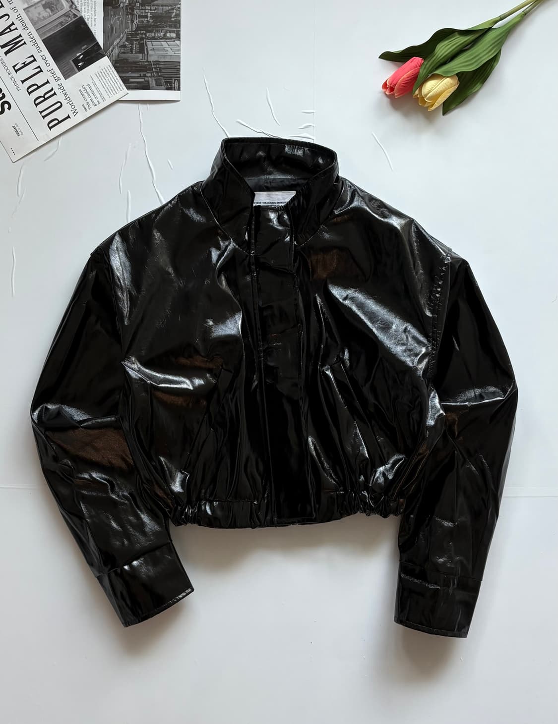 플레이스 스튜디오 크롭 유광 에나멜 자켓 상품이미지2