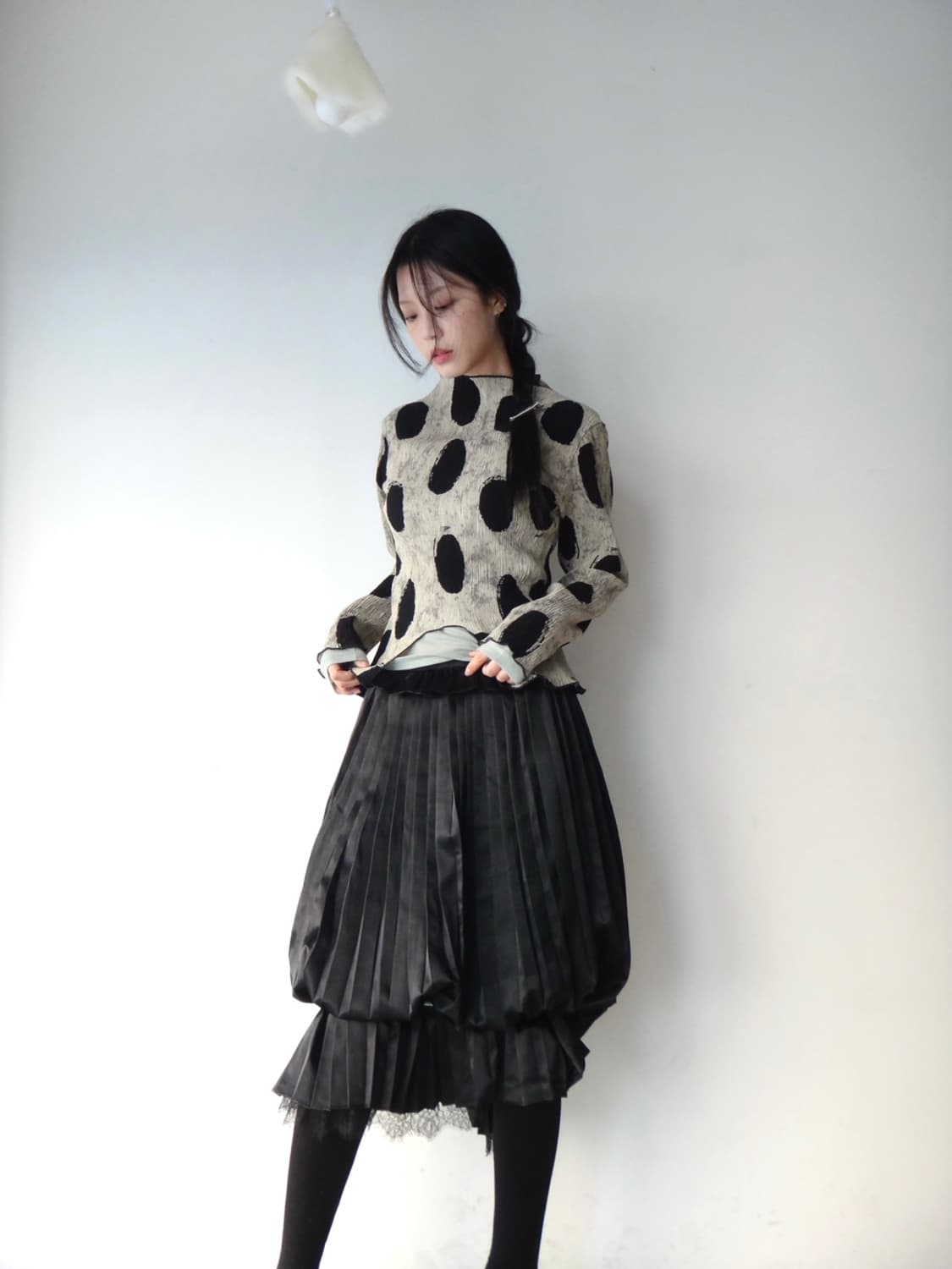 Big dot sleeveless top / beige 상품이미지7