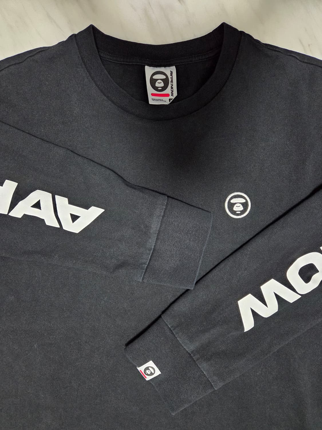 에이프 롱슬리브 상품이미지1