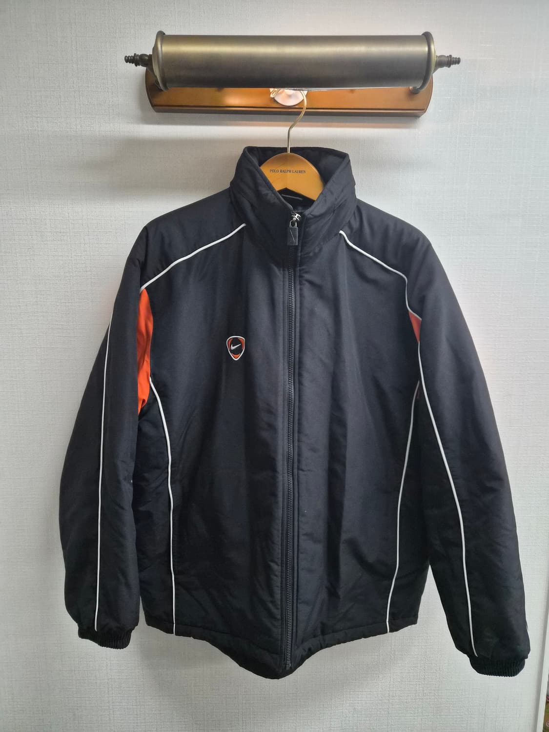 L) 나이키 올드스쿨 누빔 점퍼 팝니다 상품이미지1