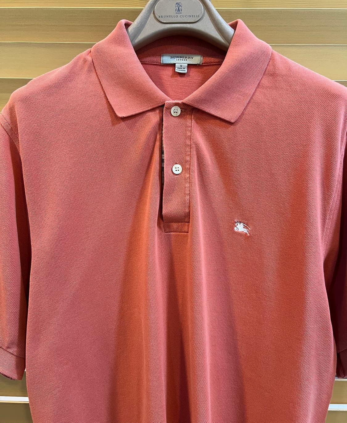 버버리 남성 코랄오렌지 PK카라반팔티셔츠
 상품이미지2