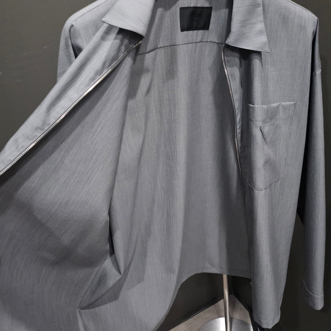 프라다 울 & 모헤어 로고 그레이 셔츠자켓 상품이미지7