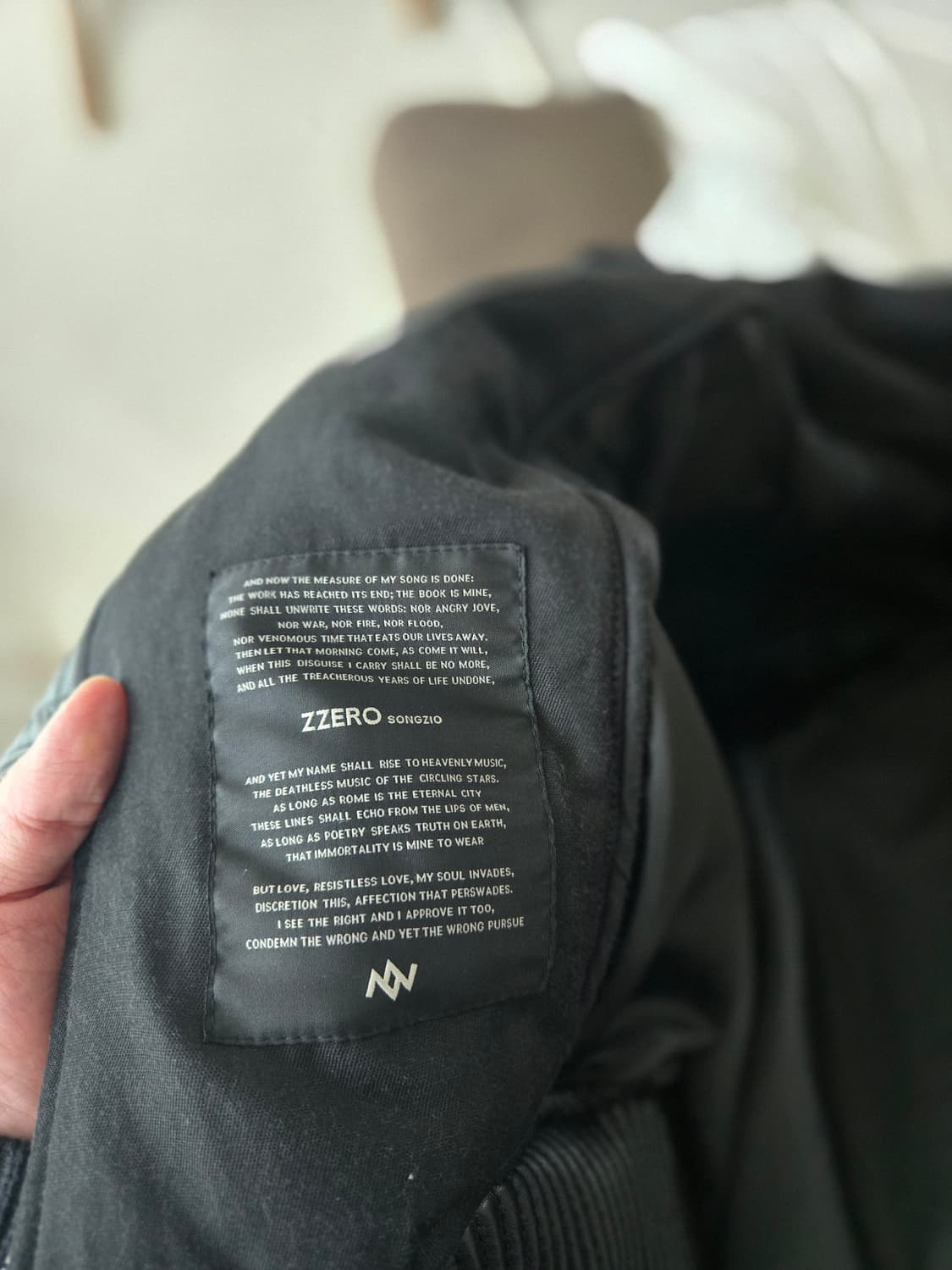 송지오옴므 지제로 패딩L사이즈 상품이미지5