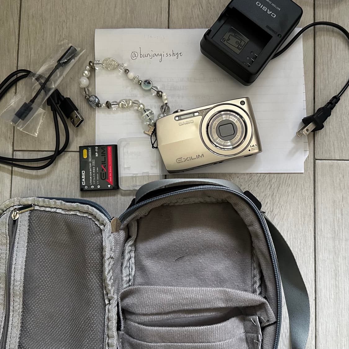 모카 디카 카시오 액슬림 z2300 디지털카메라 상품이미지1