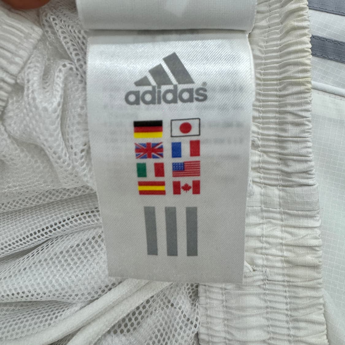 아디다스 00s 삼선 흰은 올드스쿨 와이드 바람막이 트랙팬츠 상품이미지7