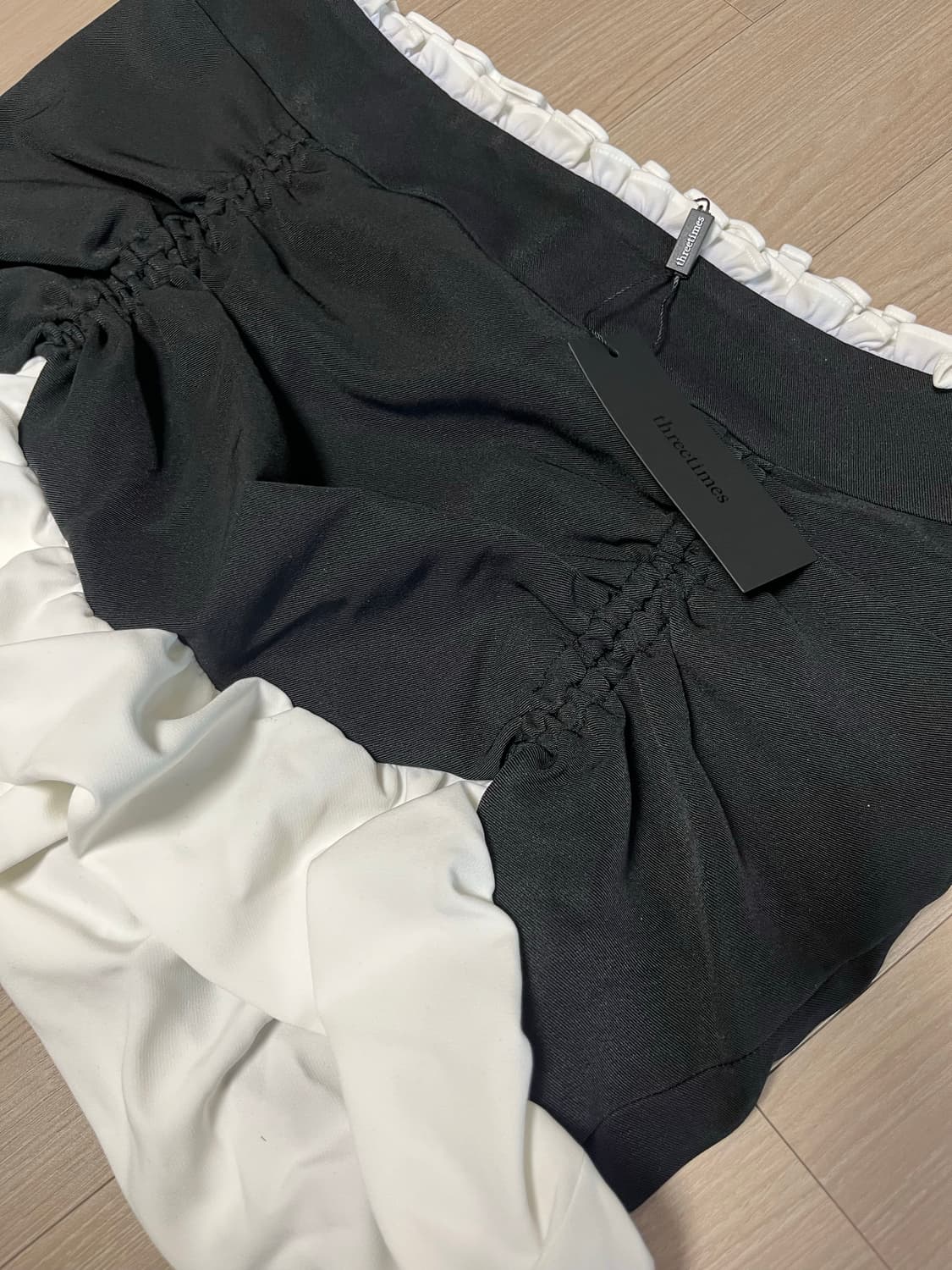 쓰리타임즈 스커트 상품이미지3