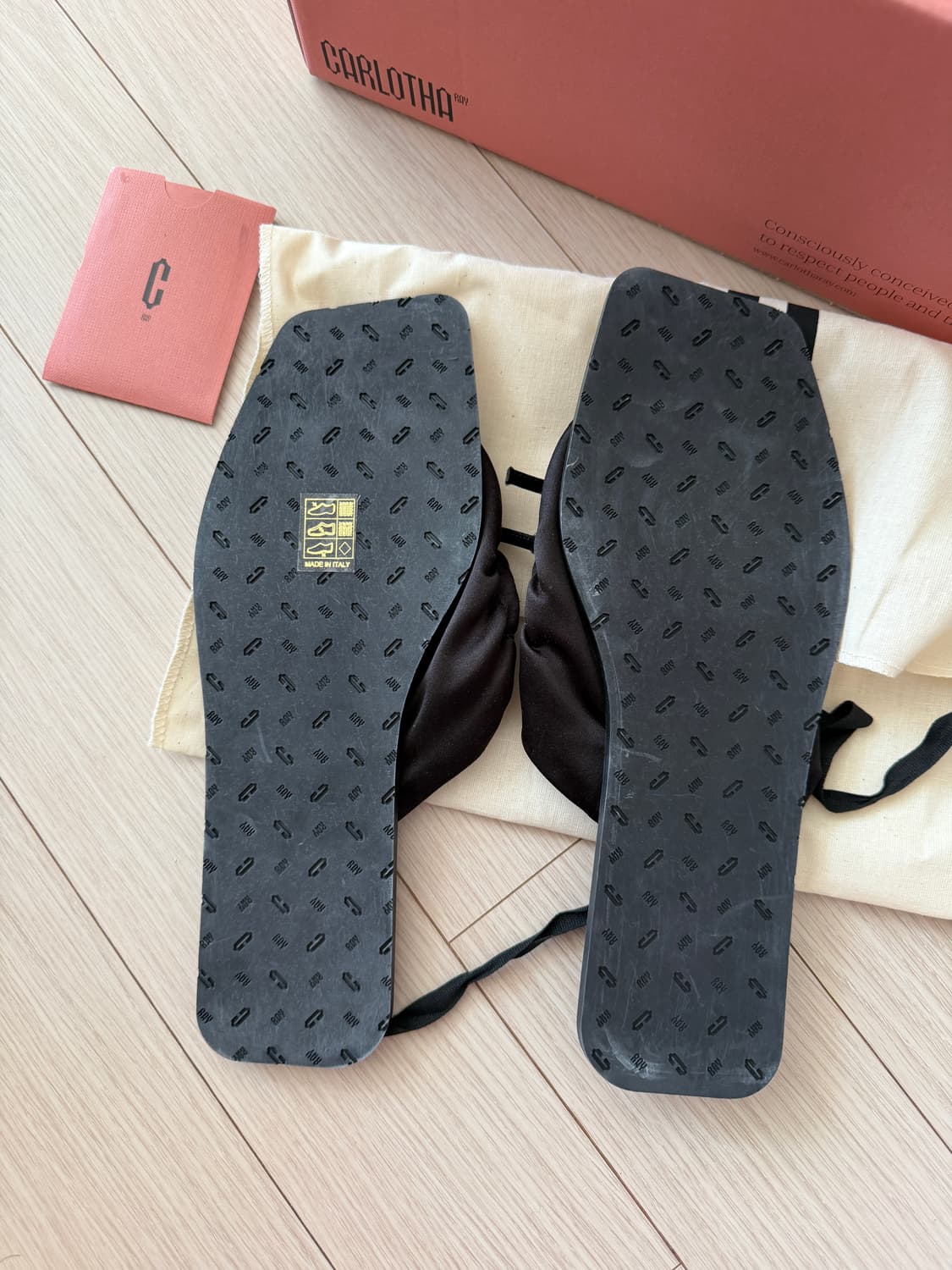 칼로타 레이 에코 새틴 슬리퍼 CT35001B15015 상품이미지4