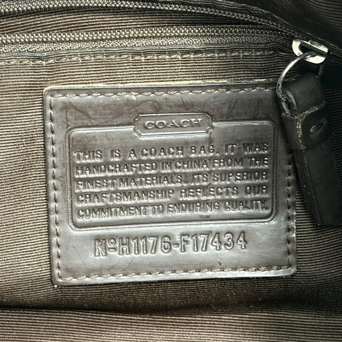 COACH 시그니처 캔버스 호보 숄더백 상품이미지7