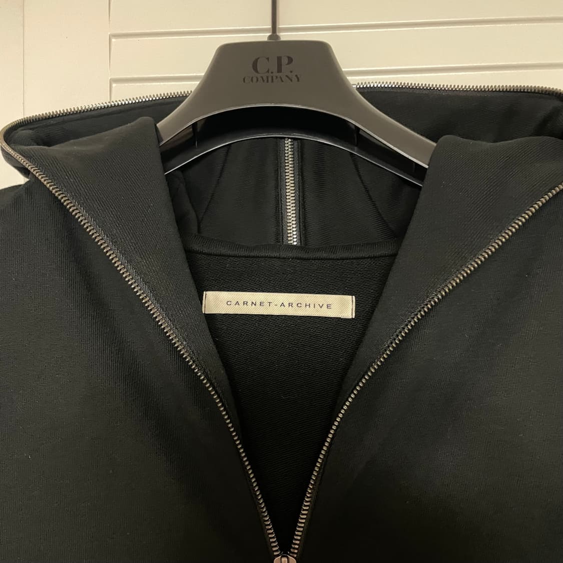 카르넷아카이브 램헤드 후드집업 상품이미지6