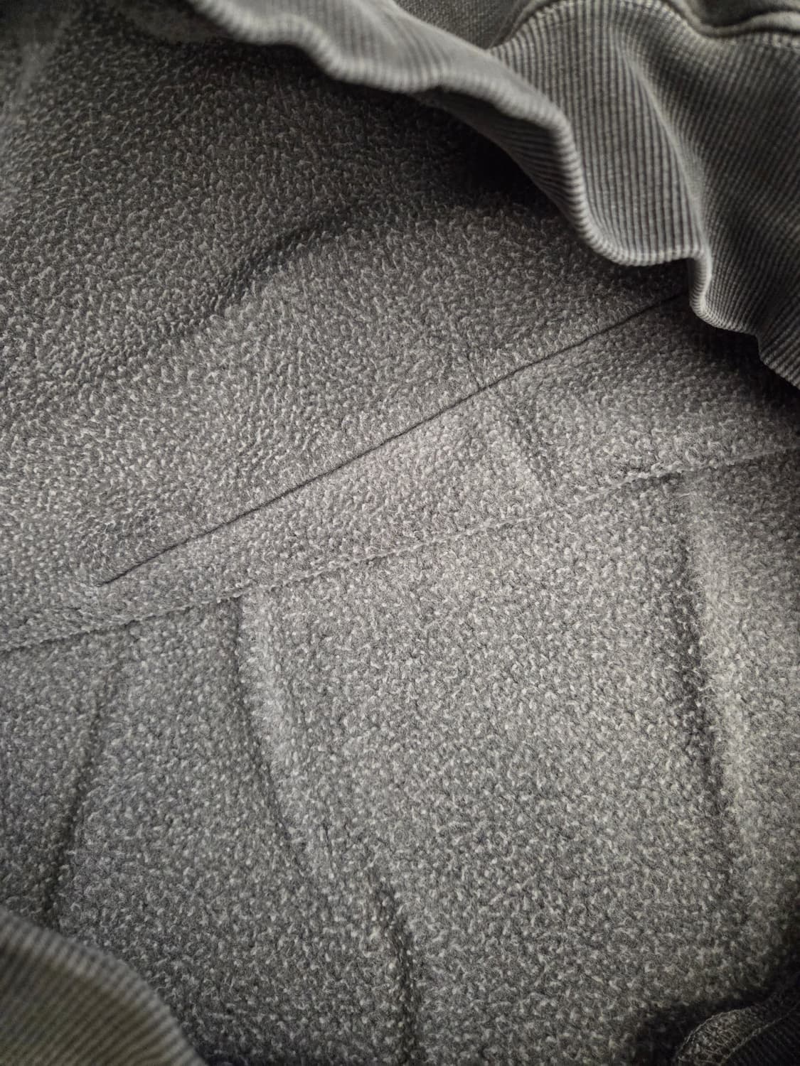 트래블 미시간 울버린 피그먼트 후드티 블랙 차콜 상품이미지2